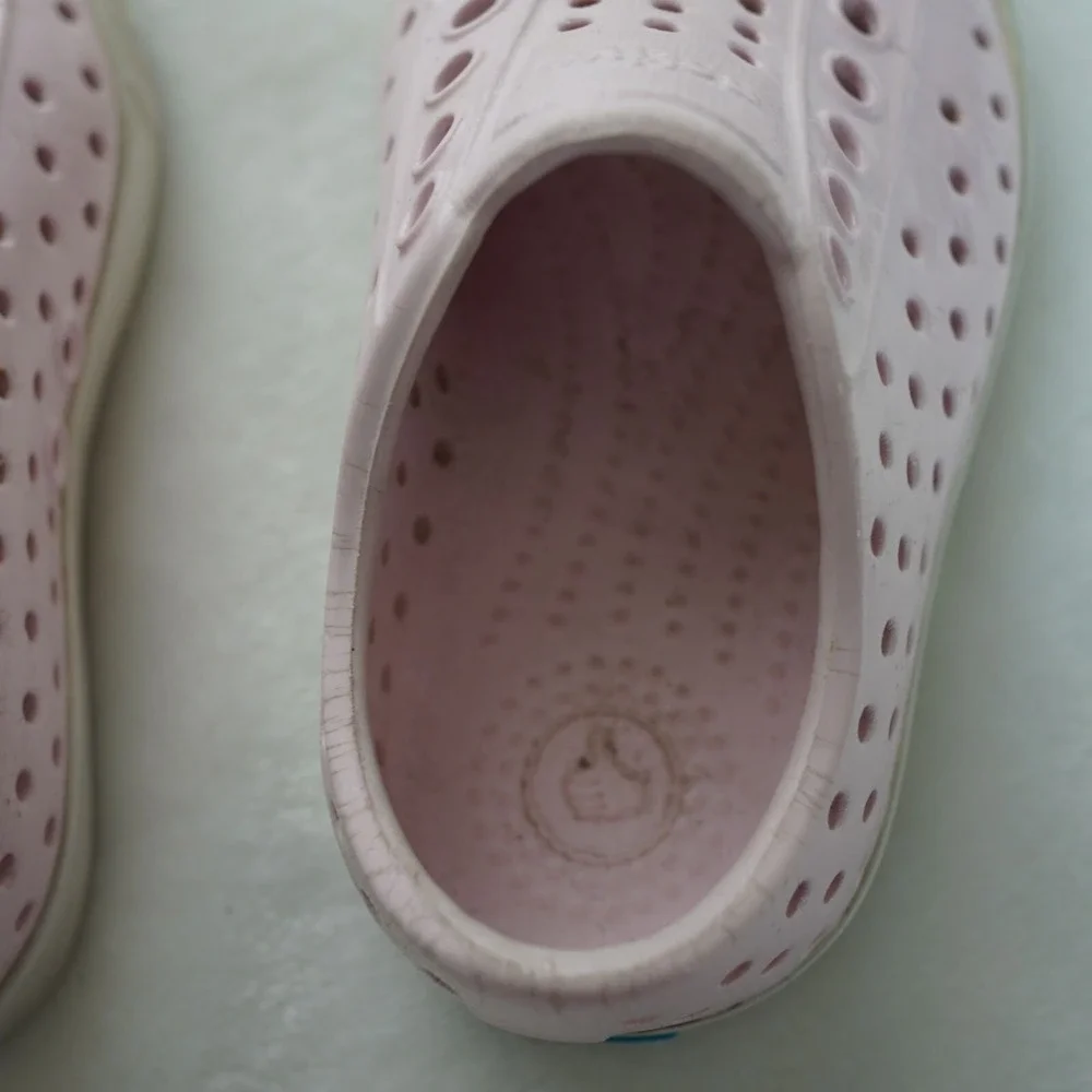 Native Jefferson Kids Size C5 Pink Perforated Slip On Water Shoes Sneakers